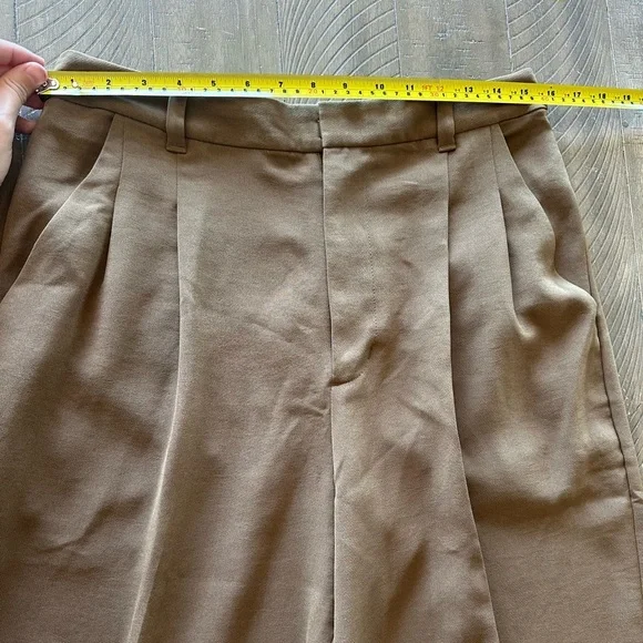 Madewell Tall Pleated Tapered-Leg Pants in Easy Going Crepe Light Roast Size 8T - Picture 11 of 16